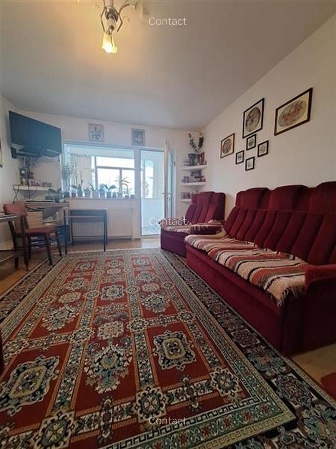 APARTAMENT CU 3 CAMERE DE VANZARE IN ONESTI - 3