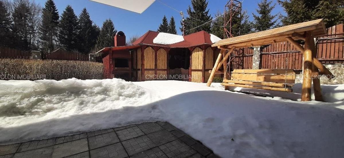 Casa de vacanta sau pensiune situata langa Cabana Trei Brazi Predeal - 23
