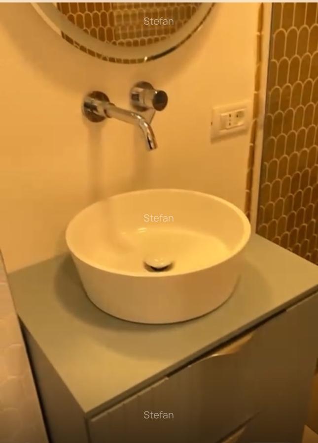 Inchiriez partament 2 camere Brasov centru - 2