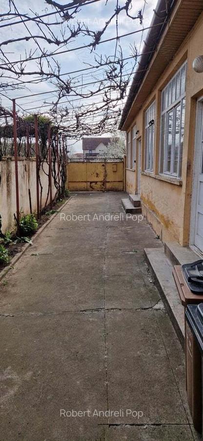 Vand casa 4 camere - 2