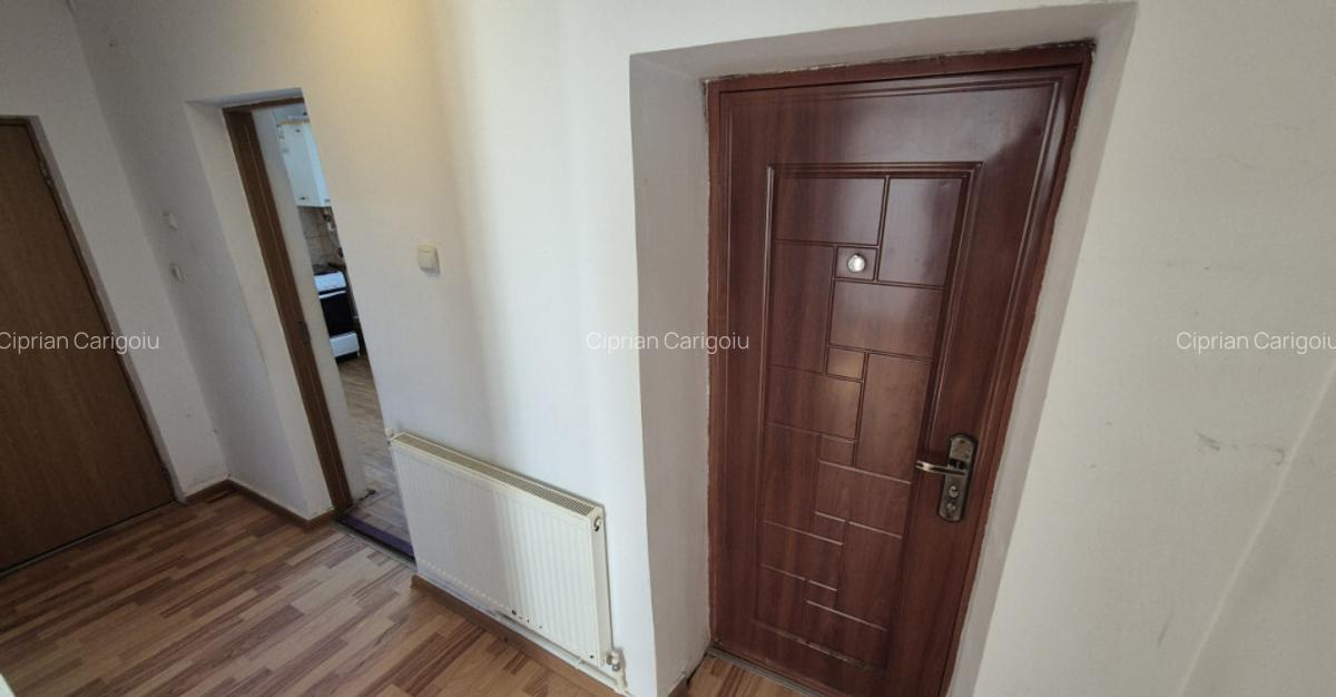 Casa cu teren generos, str. Ghiocelului cartier Primav - 9