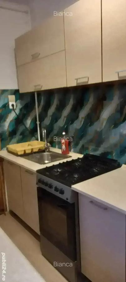 Inchiriez apartament 2 camere spa?ioase la casa - 2