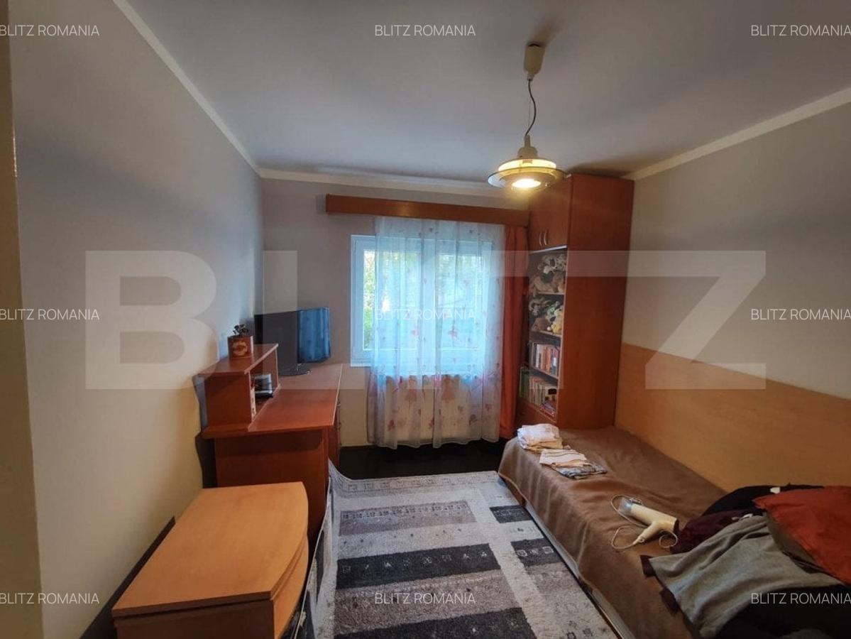 Apartament de vanzare, cu 4 camere, 80 mp, zona Calea Aradului - 2