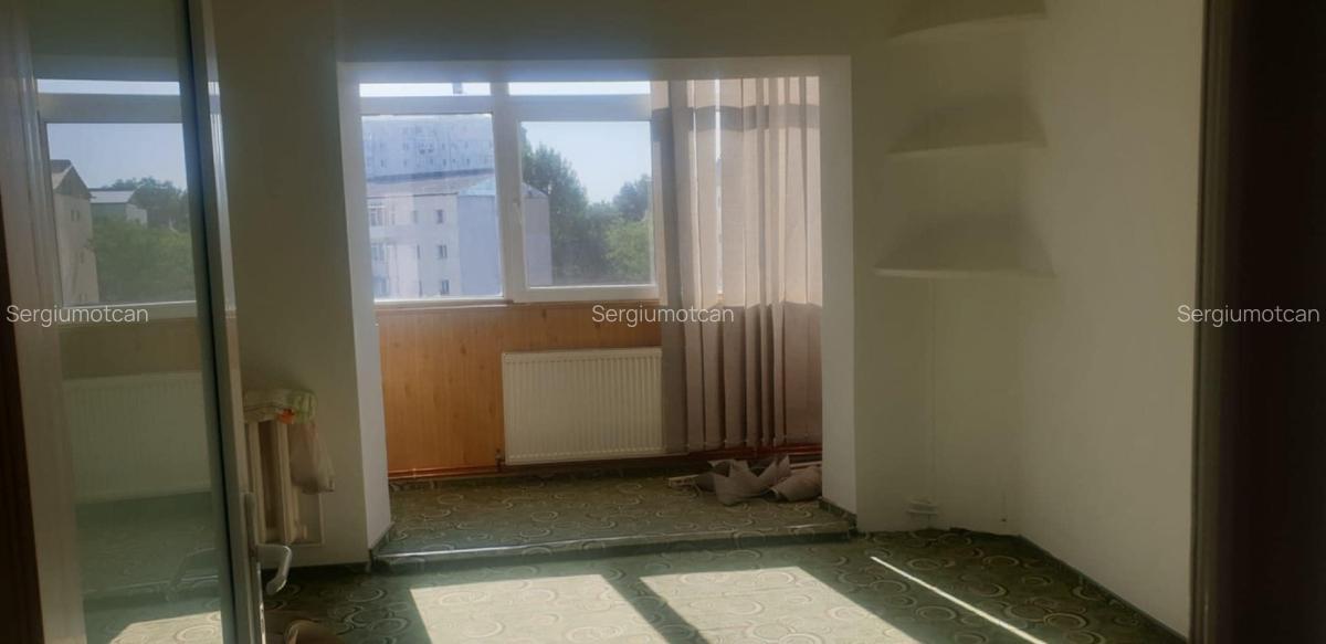 Alexandru Cel Bun Tigarete apartament 4 camere decomandat 100 mp  semimobilat - 10