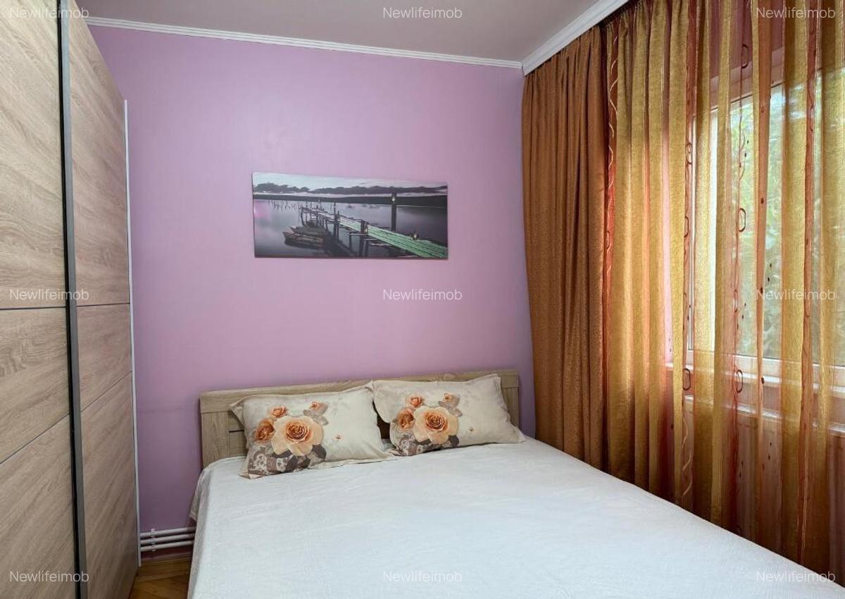 CET , apartament 3 camere , etaj 2/4 - 7