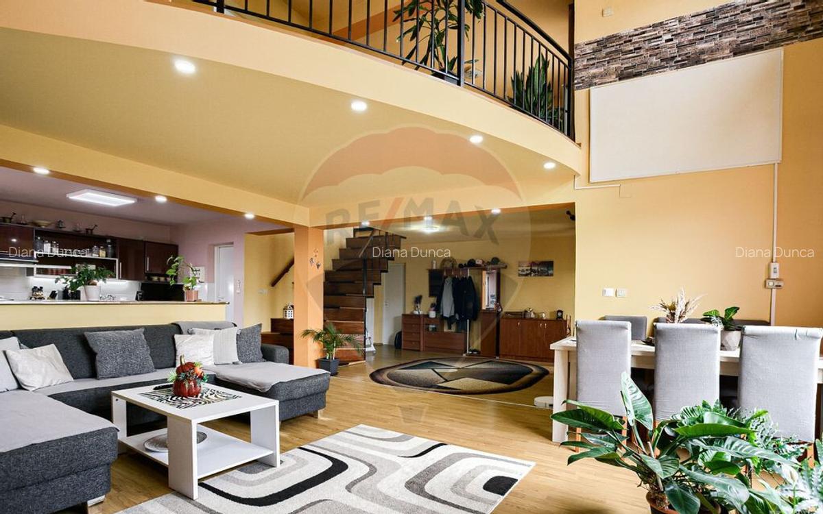 Casa primitoare de vanzare in localitatea Lipova - 16