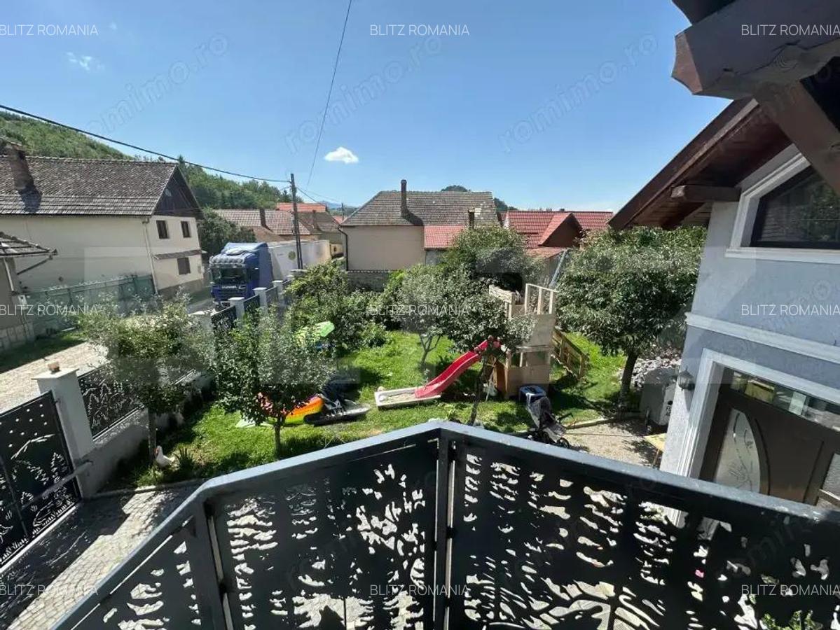 Casa familiala, 5 camere, terasa acoperita, gradina si garaj - 3