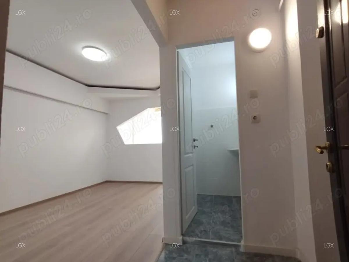 Garsoniera Democratiei, Value Center si Pleiades - 7 Garsoniera Democratiei, Value Center si Pleiades - 7