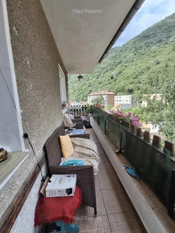 Vand apartament 3 camere in Baile Herculane,garaj si boxa - 7