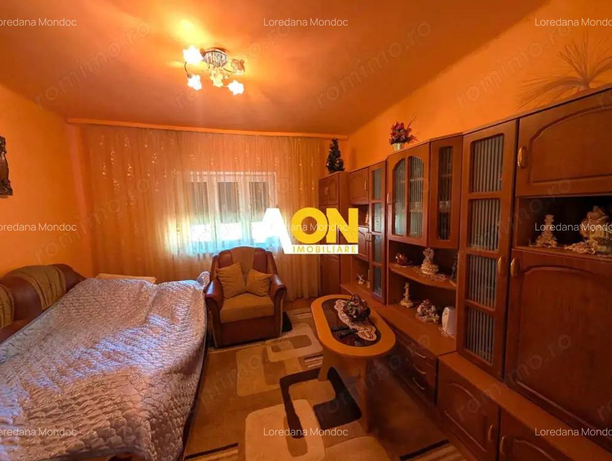 De vanzare casa 4 camere, 939mp teren, Oarda de Jos - 3