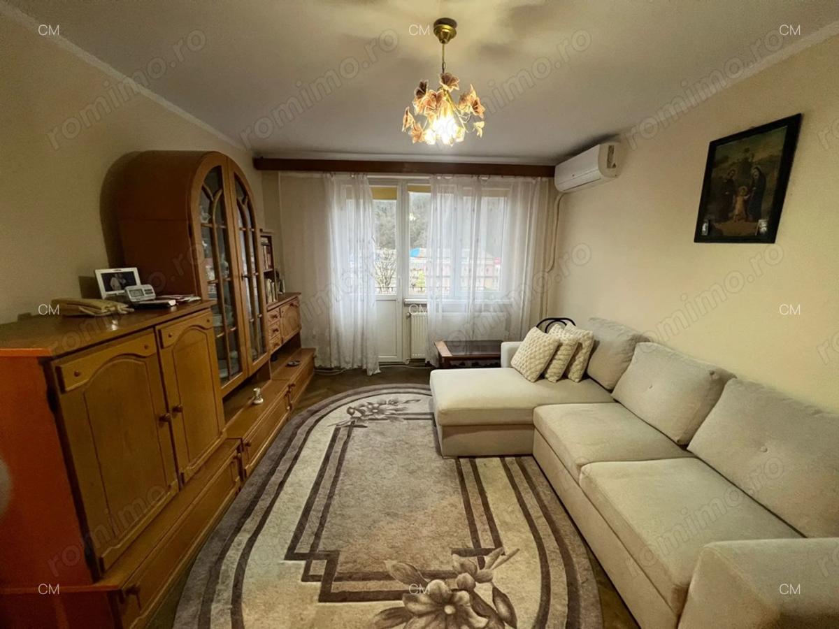 Proprietar vinde apartament 2 camere Universitate amenajat si mobilat et 4 pret 40.800 euro neg - 2