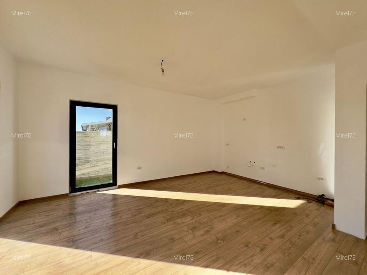 Duplex despartit prin camera Tehnica, Mosnita Noua-Valery - 4