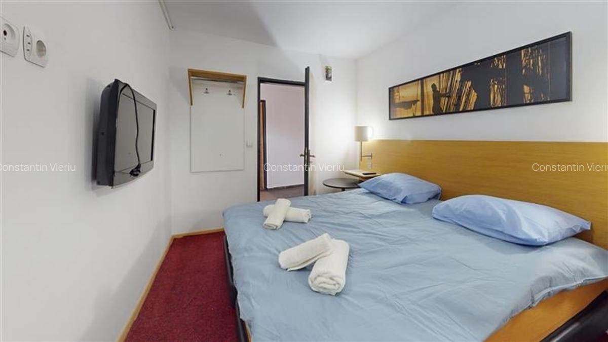 LIVE! Motel sub proiect inovator,design eco-friendly,confort optimizat,Cristian, - 39