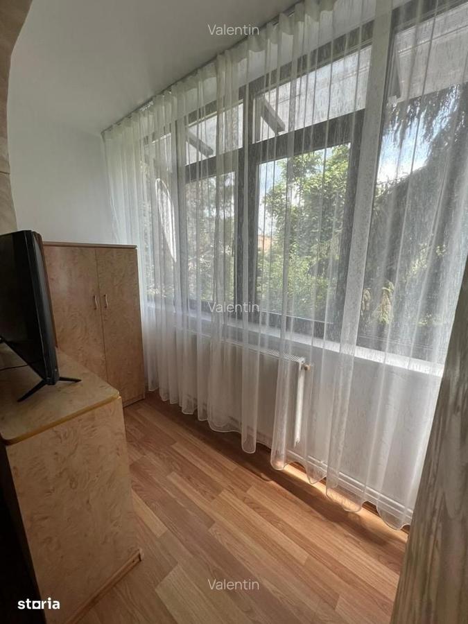 Apartament cu 2 camere de vazare in zona centrala - 8