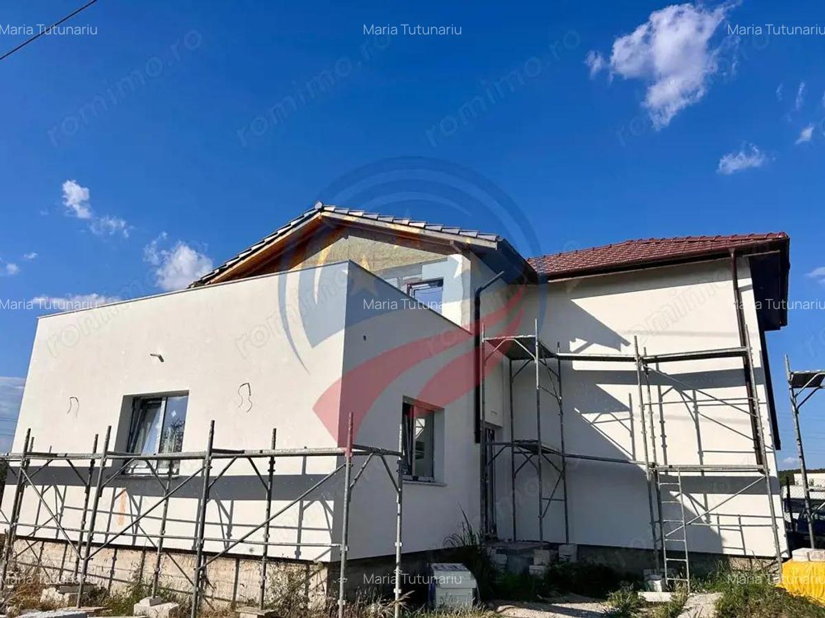 Vila cu 4 camere de vanzare in Craiova - 1
