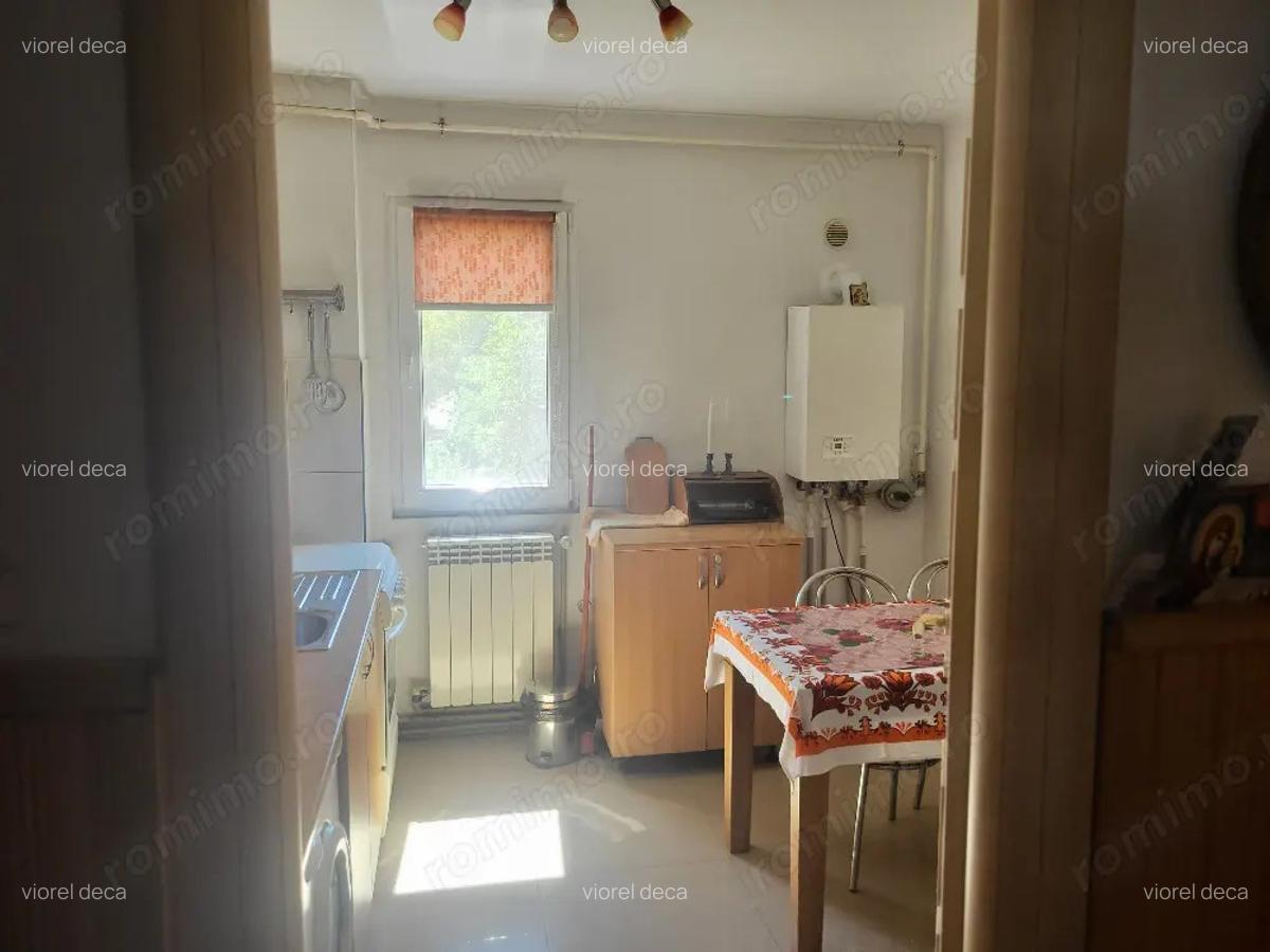 Inchiriez apartament cu 2 camere - 6 Inchiriez apartament cu 2 camere - 6