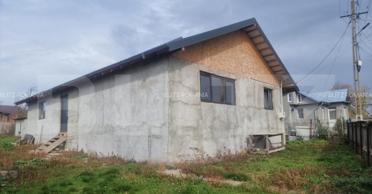 CASA LA ROSU CU TEREN - 20