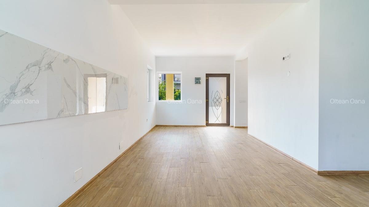 Casa finisata de vanzare in Gilau, 5 camere+ mansarda, teren 810mp - 3