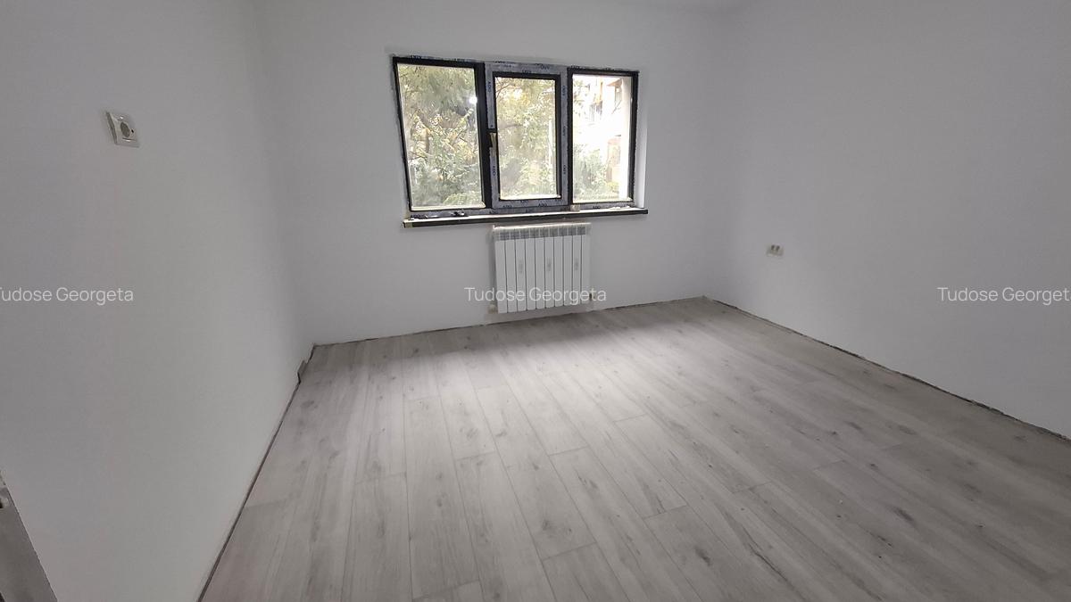 Dacia - ap 3 cam , parter/4 , dec, Suprafata 68,1 mp - 2