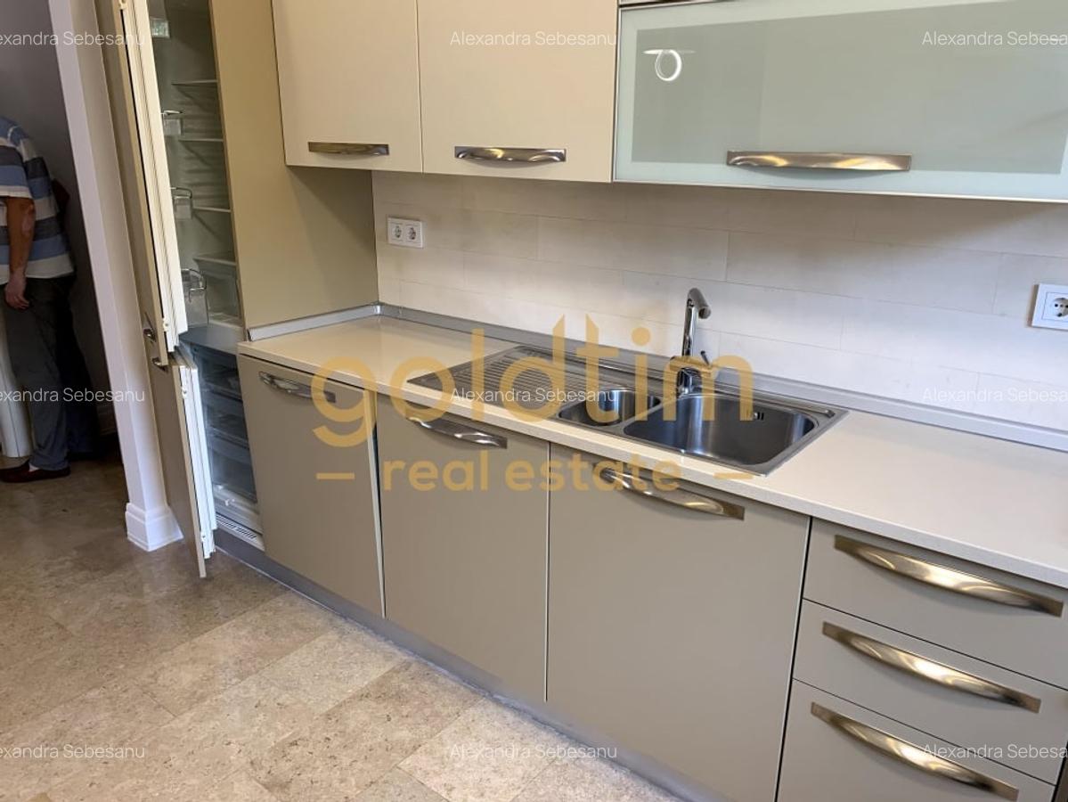 VILA CU PISCINA/CURTE/COMPLEX SECURIZAT/OXFORD GARDENS/PIPERA - 65