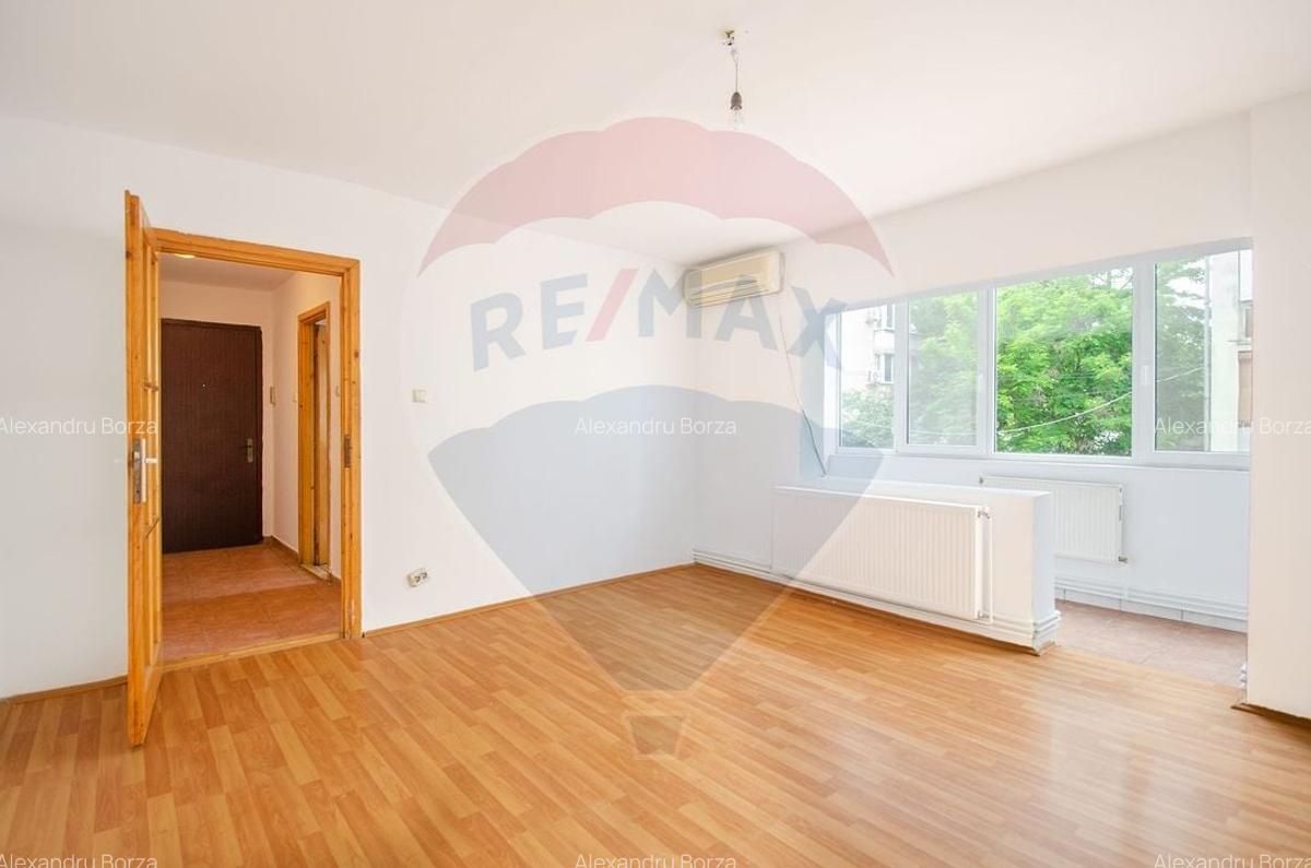 Apartament Decomandat cu 4 Camere | Etaj 1 | Zona Soarelui - Confort 1 - 5