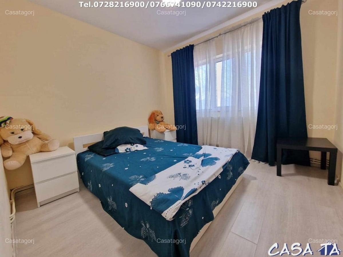 Apartament 3 camere, situat in Targu Jiu, Str 9 Mai - 3