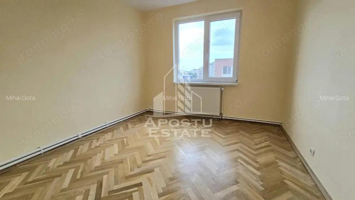 Apartament cu 4 camere, 2 bai, centrala proprie, zona Circumvalatiunii - 10