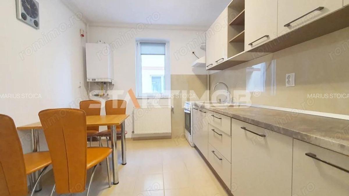 Apartament bloc vila cu parcare zona Coresi - 2