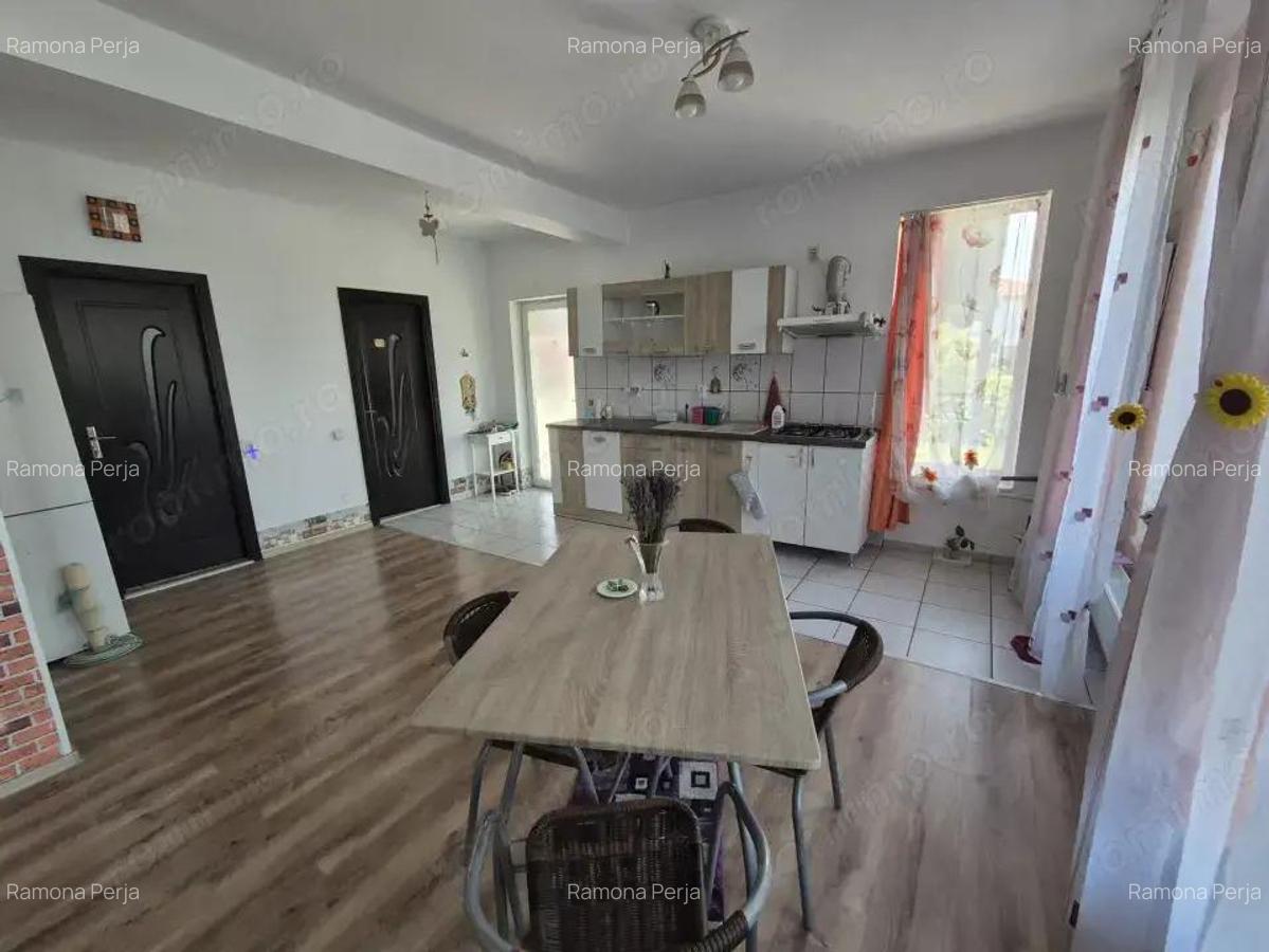 Apartament 3 camere situat la parterul unei vile - 4