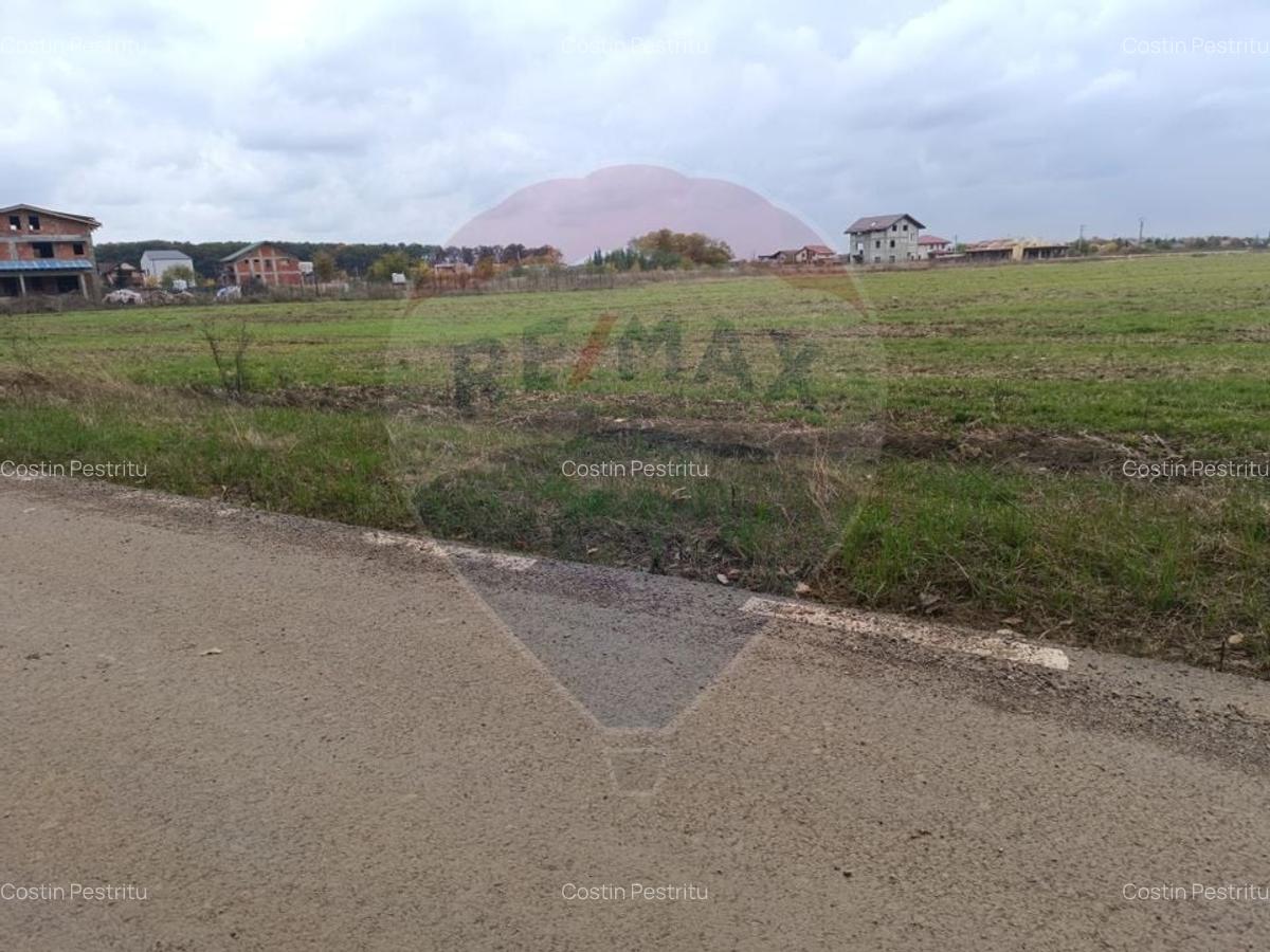 Teren 1,500mp Ghermanesti / Strada Cetatea neamtului - 3