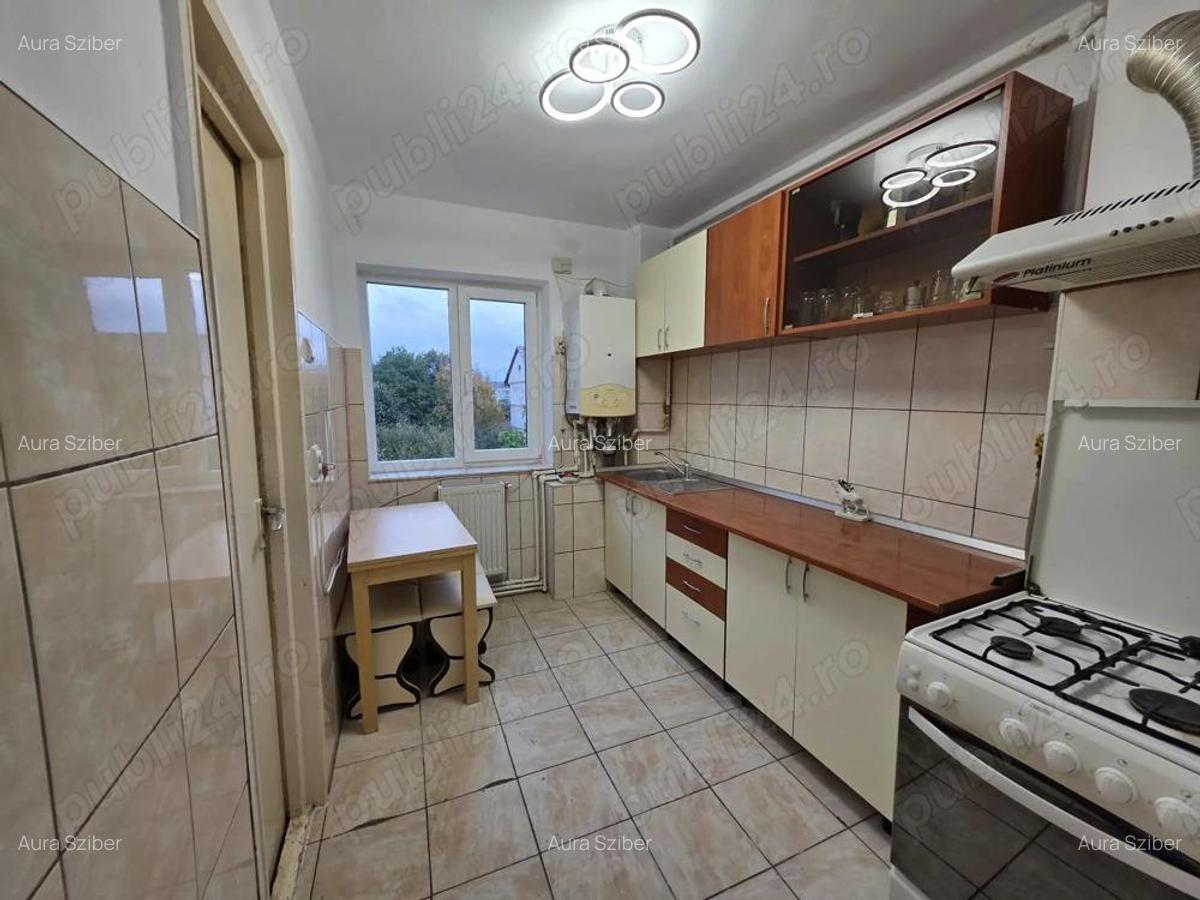 Apartament 3 camere de vanzare Deva, zona Zamfirescu - 7