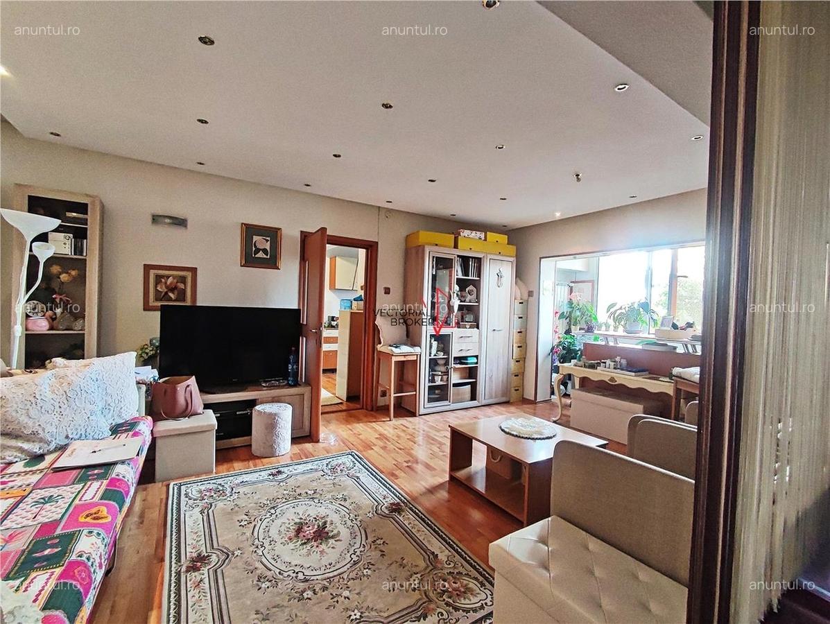 Calea Mosilor, et.4/8, la 8 min de metrou OBOR - 1