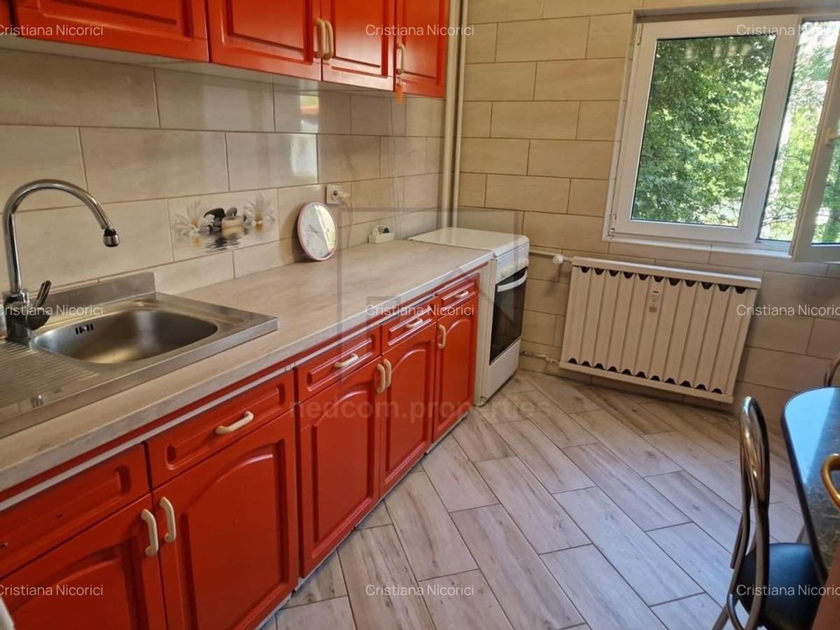 Apartament cu 3 camere decomandat, mobilat în Sebastian - 22