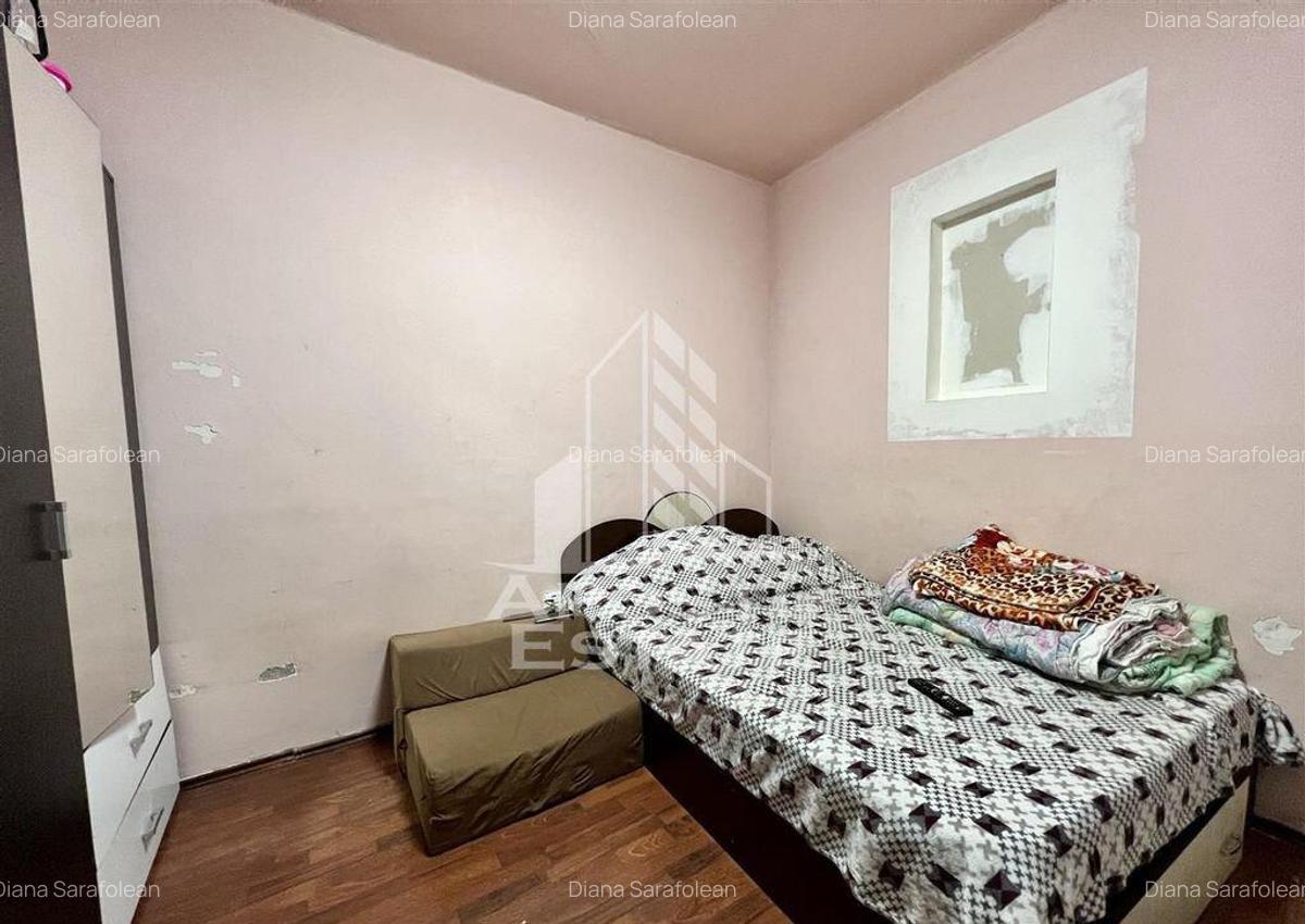Doua case la curte comuna, terasa, centrala proprie, zona... - 11