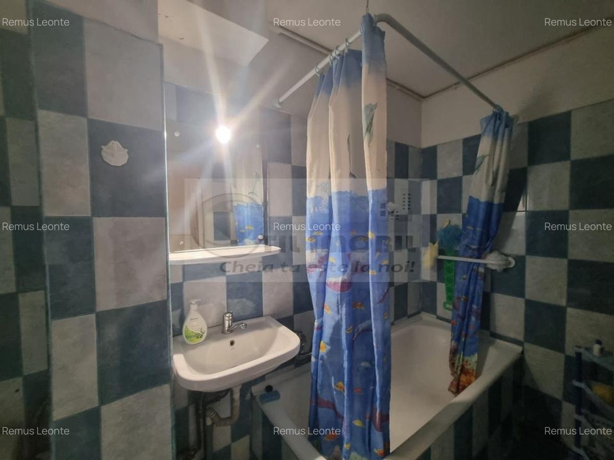 Apartament 4 camere, decomandat, 92.28 mp utili - Dacia - etaj 2/4 - 7