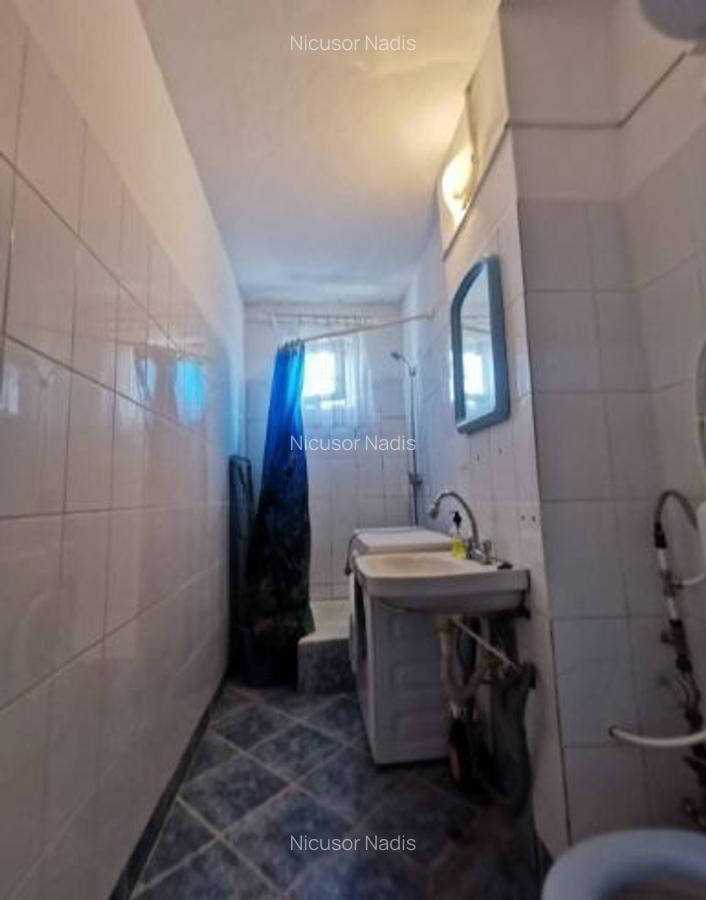 Apartament de vânzare - 8