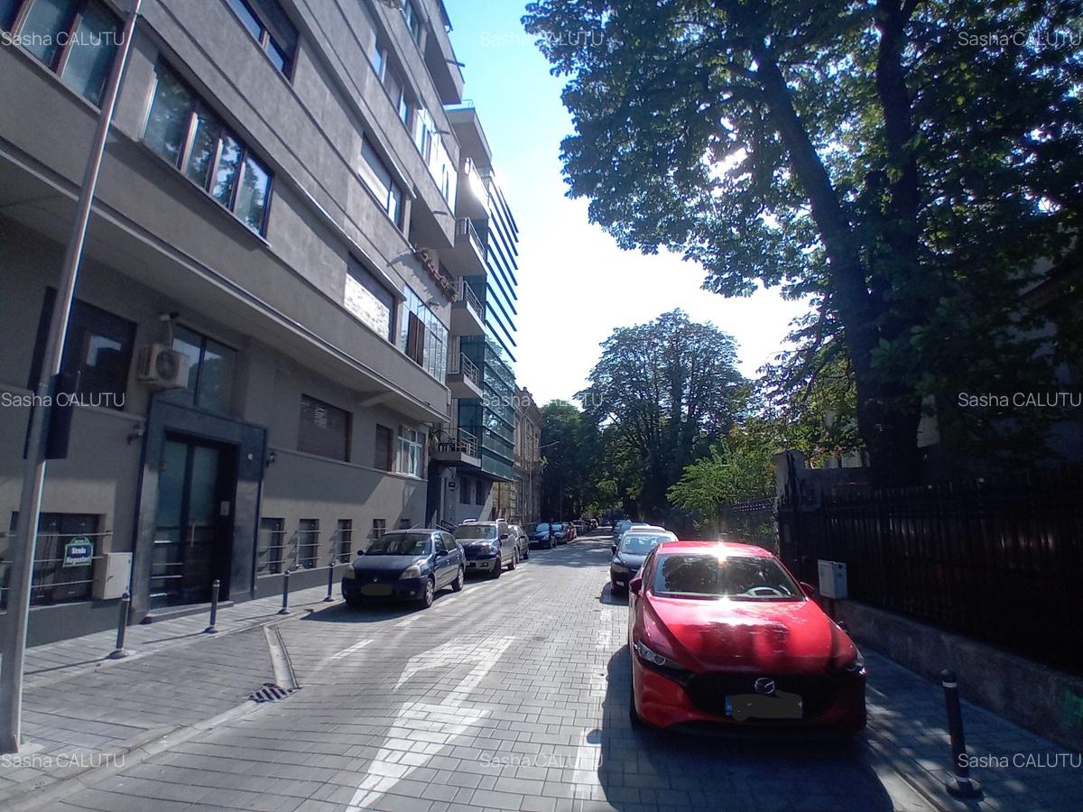 Apartament cu 5 camere decomandat, mobilat în Universitate - 5