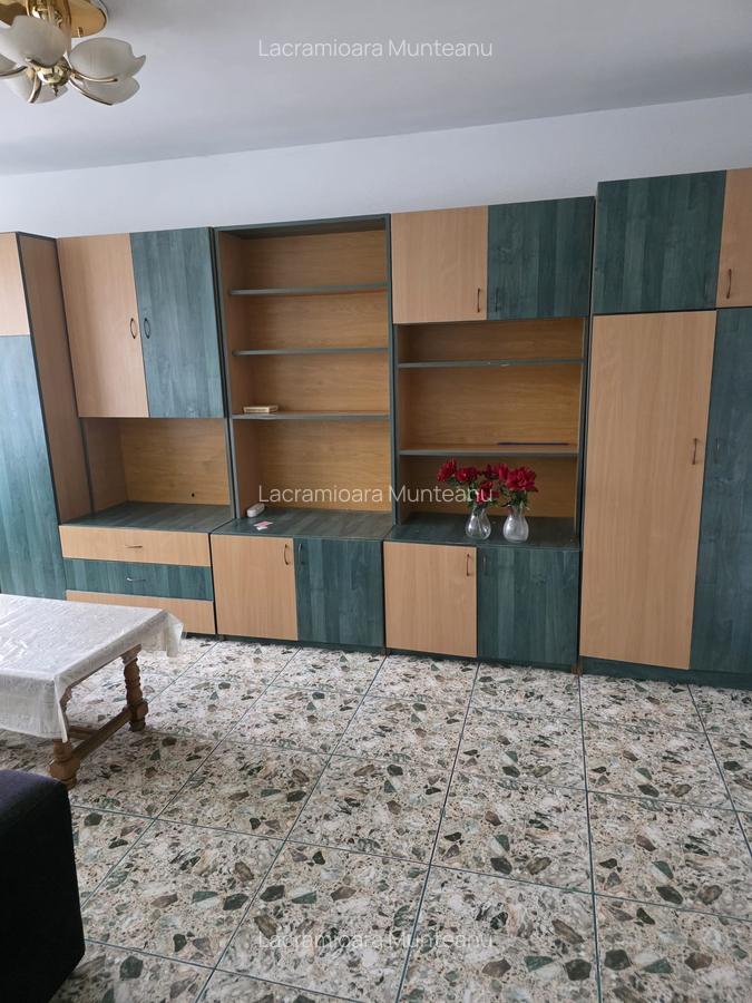 Iancului , 2 minute metrou - 10