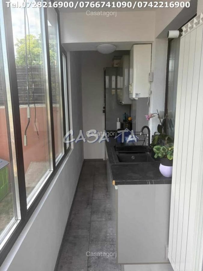 Apartament 3 camere, situat in Targu Jiu, Str.Unirii - 11