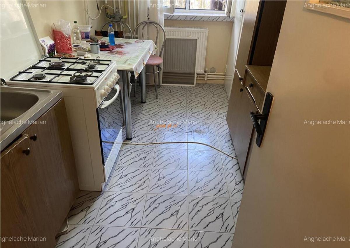 Apartament 2 camere , zona Gara -Liceul Economic , et 2/3 , - 4