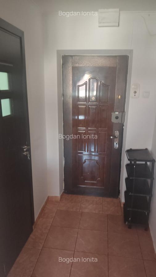 Apartament cu 3 camere semidecomandat, mobilat în Brâncoveanu - 10