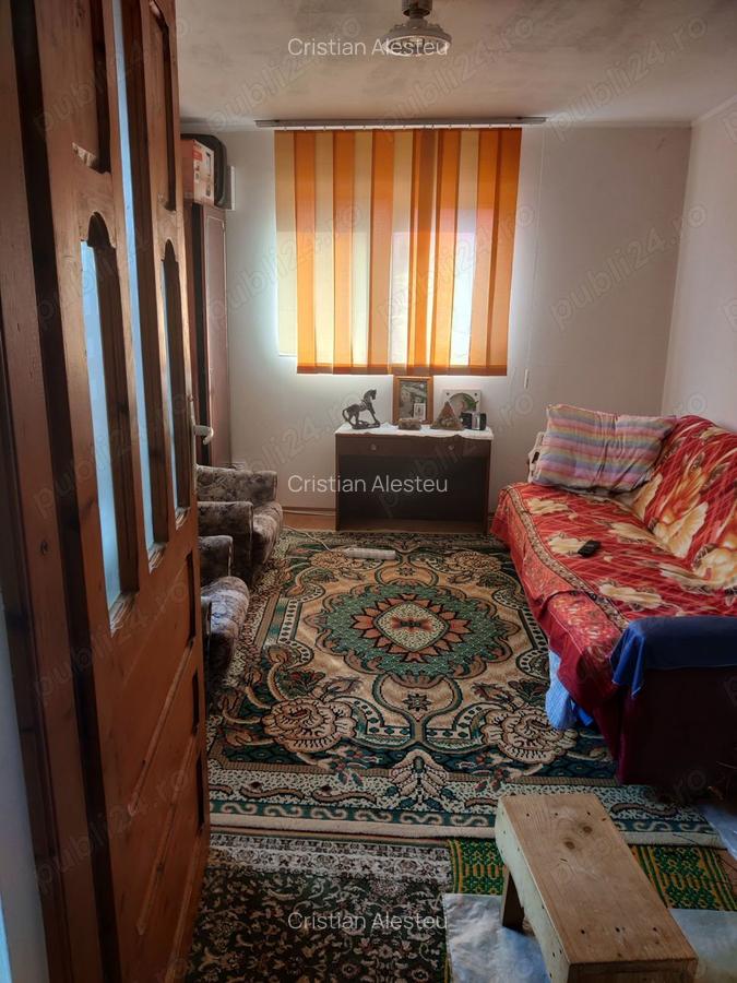 Vind casa in com Ungheni - 9