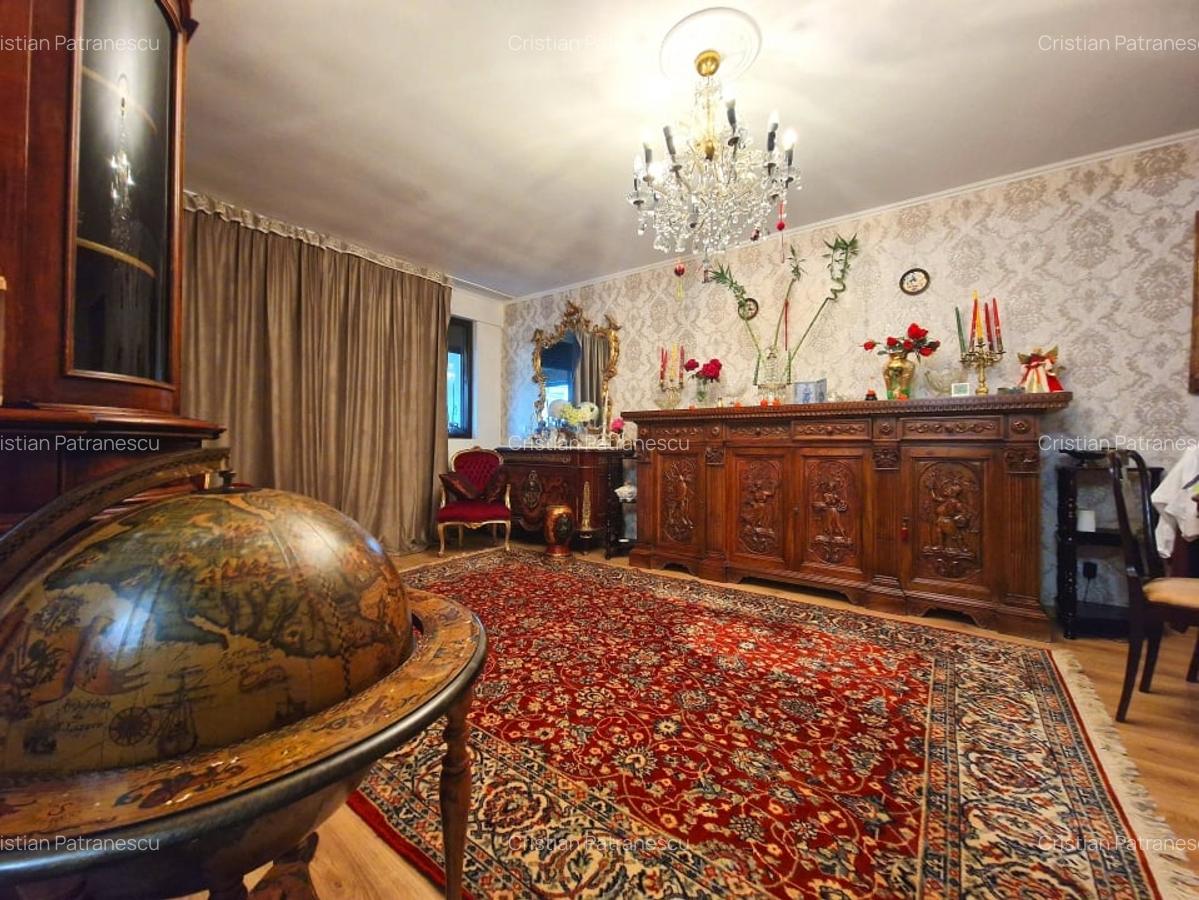 Refugiu Premium in Mogosoaia: Vila P+M, 5 dormitoare, curte 356 mp - 1