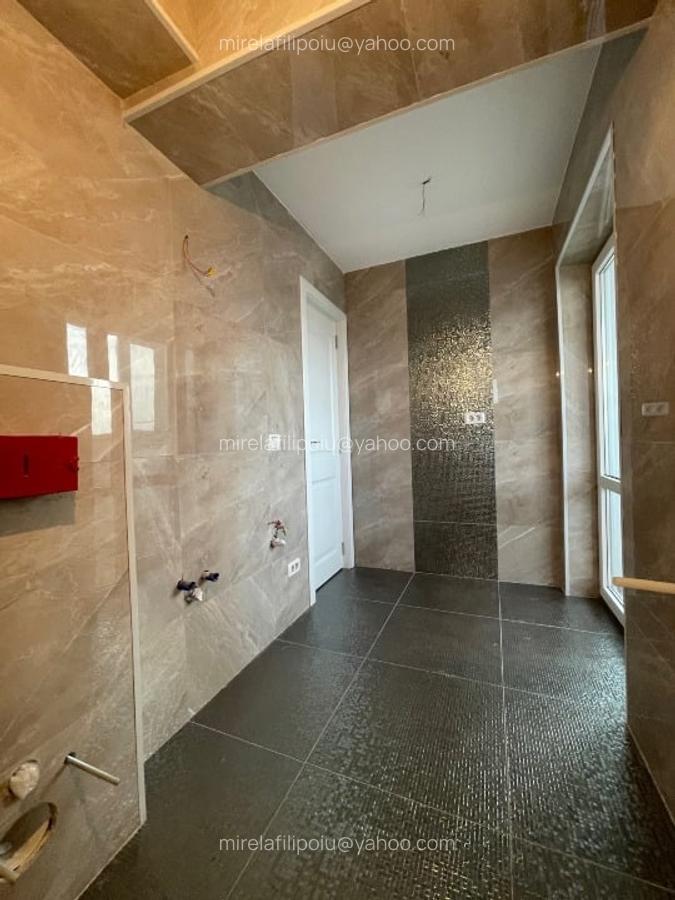Discount mare, 2 camere lux, gata de mutare, comision 0 - 6