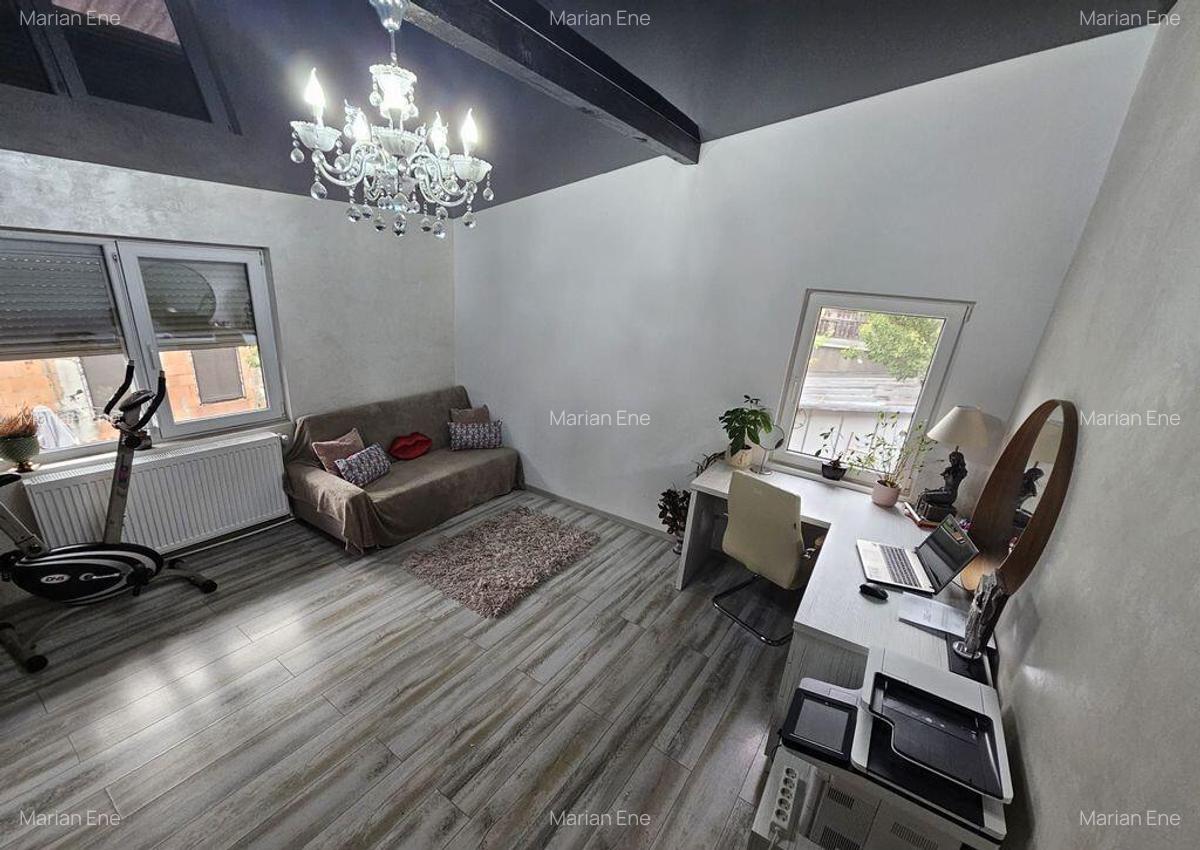 Casa renovata complet zona Mall - 17