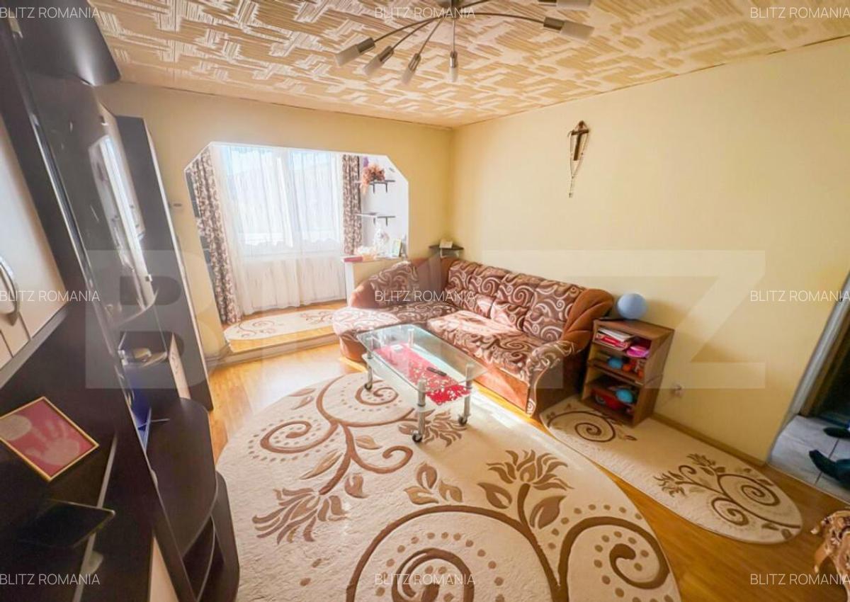 Apartament 2 camere Semi-decomandat Hunedoara - 1