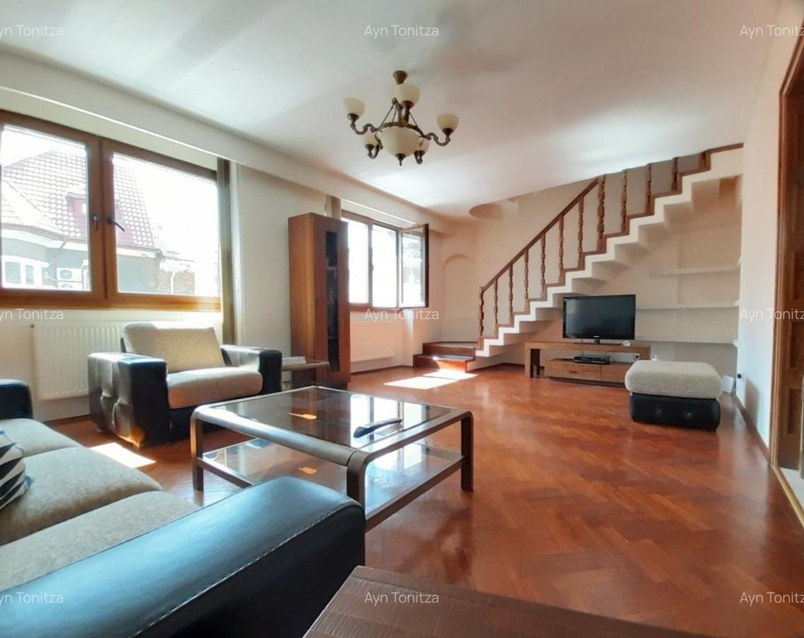 PROPRIETAR, VAND apart. Duplex in Cotroceni(G. Botanica) S.Totala 151 mp; garaj - 3