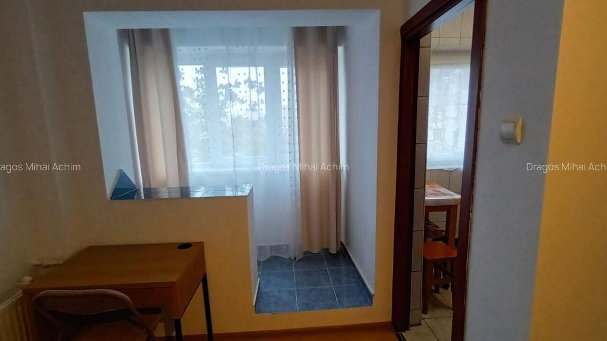 Garsoniera la inchiriere Dristor , 8 minute pana la metrou - 9