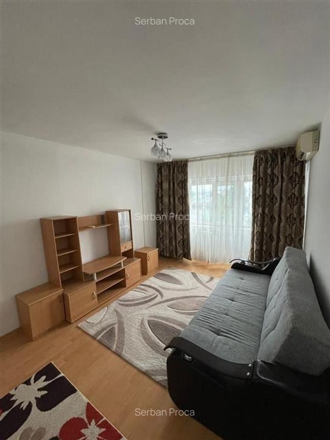 Apartament cu 3 camere decomandat în Gară - 1