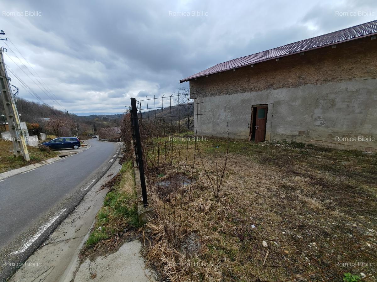Casa la rosu, Magura - 20